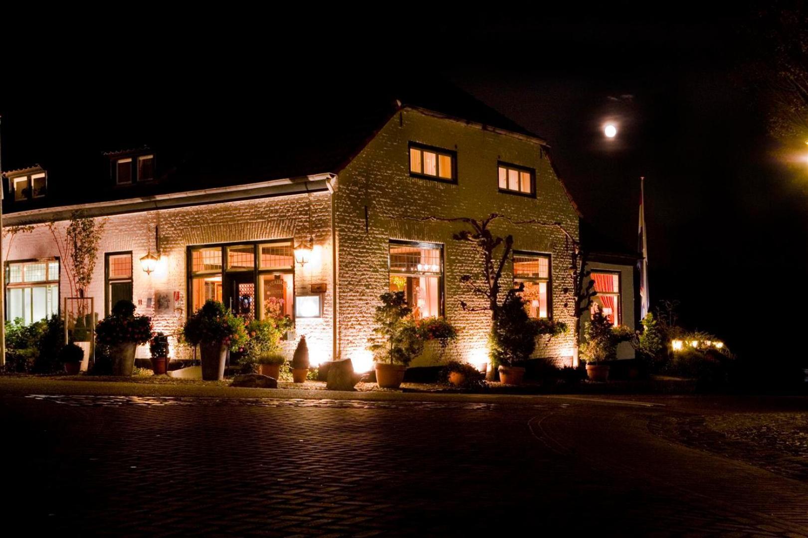 Het Maashotel Broekhuizen  Экстерьер фото